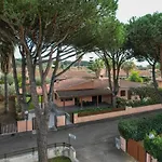 Giuseppe Seaside Villa *
