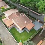 Giuseppe Seaside Villa *