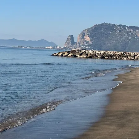 Giuseppe Seaside Willa *